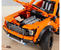 LEGO Technic™ 42126 Ford® F-150 Raptor - 1026669 - zdjęcie 3
